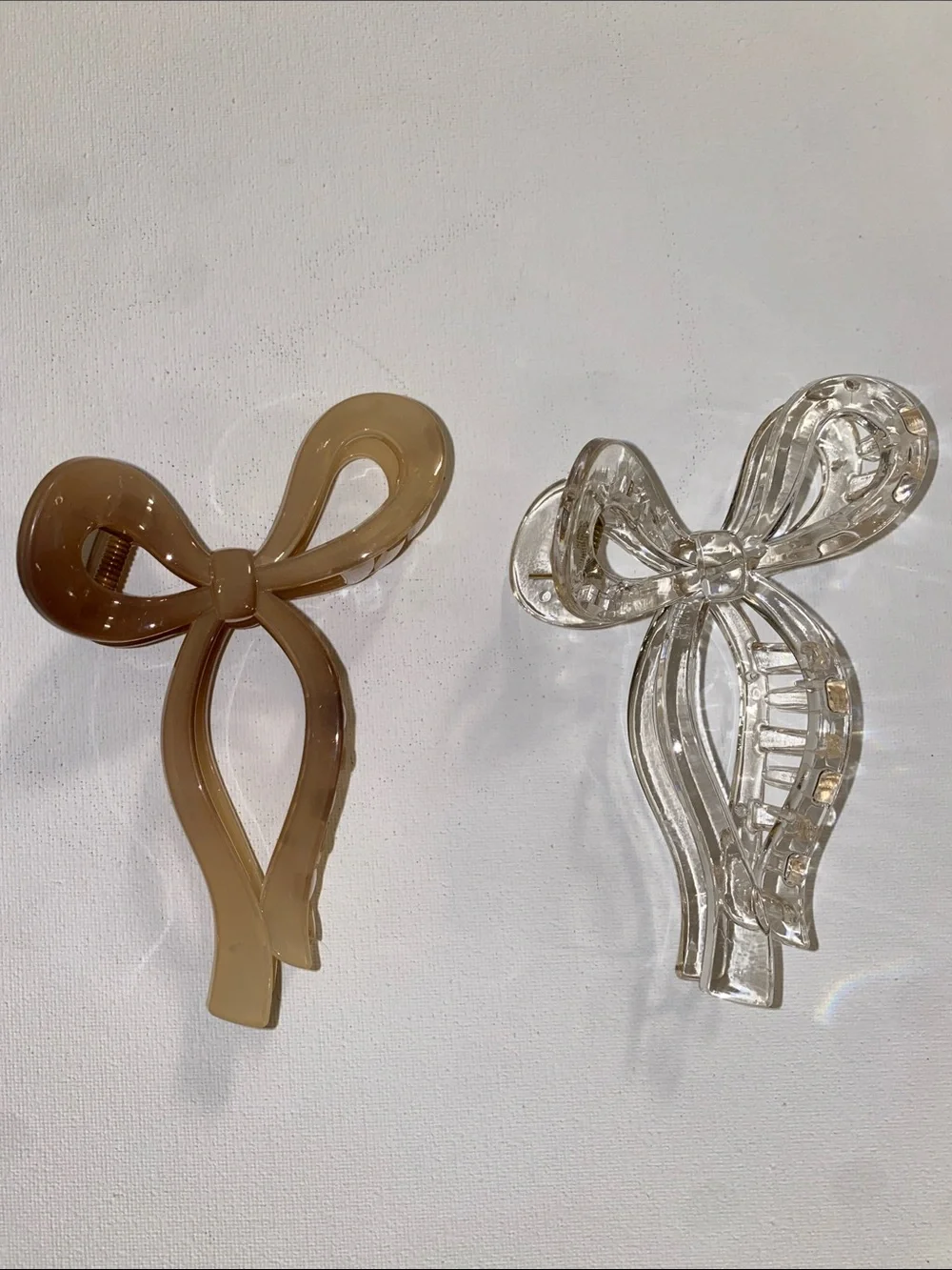 Bow-Shaped Hair Claw Clips - Tan, Clear and Pink